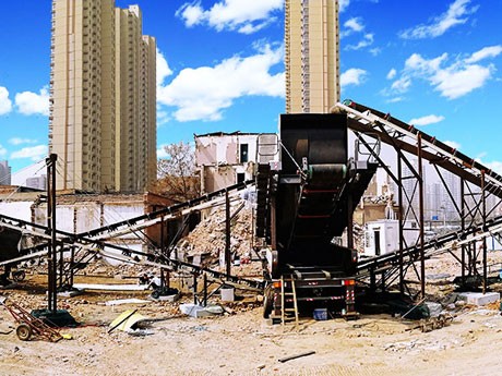 車(chē)載移動(dòng)石頭粉碎機(jī)，一體化生產(chǎn)、環(huán)保好、產(chǎn)量高