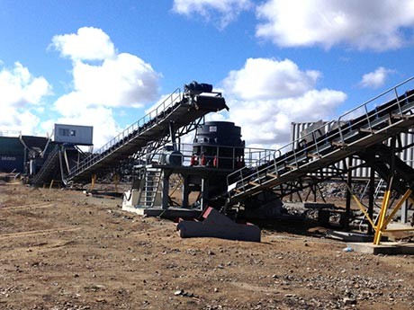 時(shí)產(chǎn)200噸玄武巖破碎機(jī)去哪里買比較合適