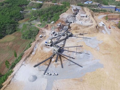 時產(chǎn)100、200、400、800噸石料破碎生產(chǎn)線解決方案及流程