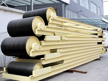 下運帶式輸送機對制動系統(tǒng)有哪些要求？