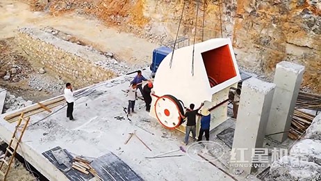 錘式破碎機(jī)生產(chǎn)線安裝現(xiàn)場(chǎng)