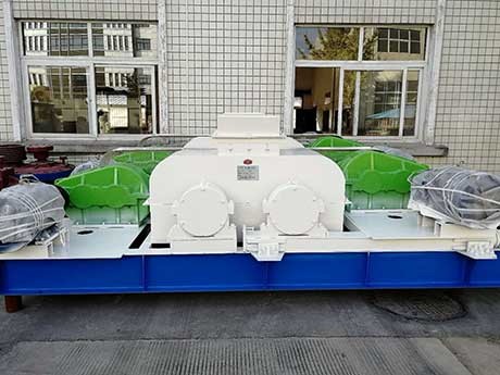 聽說小型對輥粉碎機(jī)可以制砂？對輥制砂工作視頻都有？