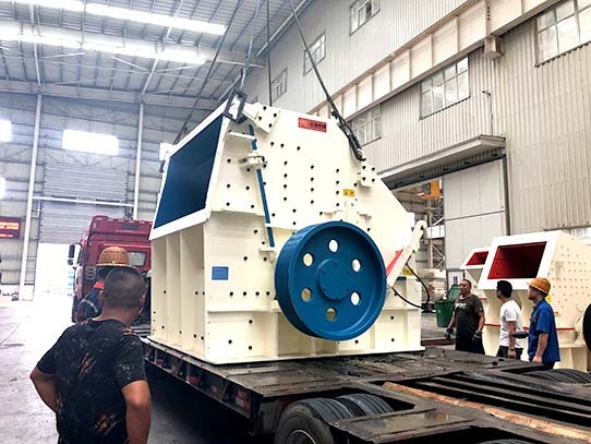 紅星破碎石子反擊機(jī)，多大產(chǎn)能都有_發(fā)貨快、價格經(jīng)濟(jì)