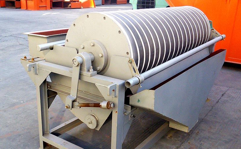 鎢鐵礦磁選機(jī)