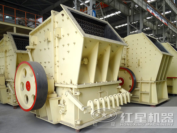 如何對單段錘式破碎機(jī)的錘軸抽取工具進(jìn)行改進(jìn)？