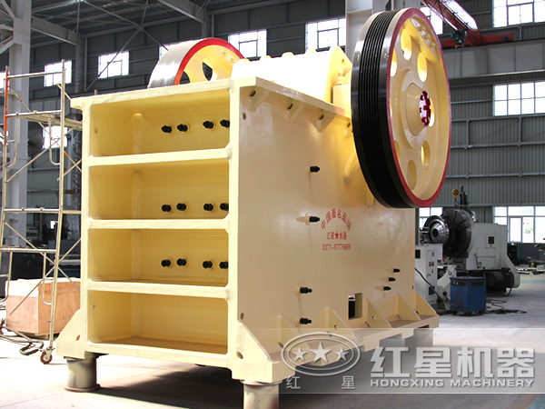 投資一臺顎式破碎機如何節(jié)約成本？