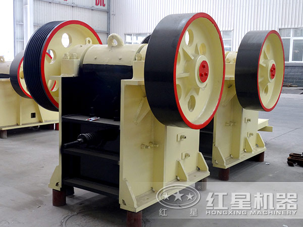 河南鄭州石頭粉碎機(jī)廠家