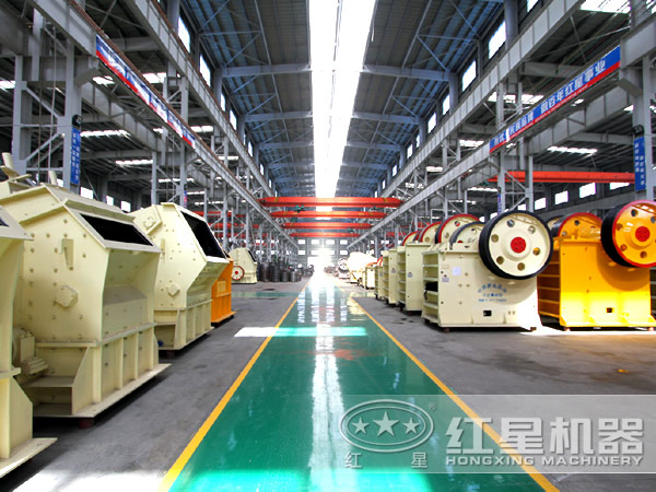 青石破碎機(jī)生產(chǎn)車(chē)間