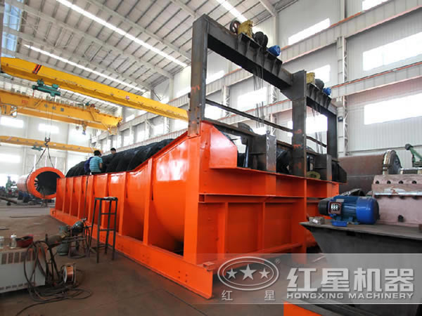 螺旋分級機(jī)生產(chǎn)車間