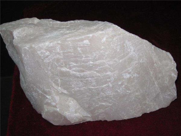 滑石粉碎設(shè)備有哪些？