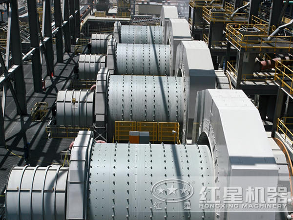 粉煤灰作業(yè)現(xiàn)場(chǎng)實(shí)拍