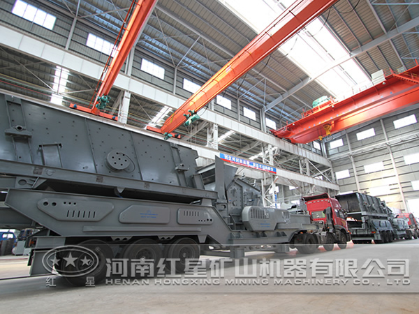 移動破碎站側(cè)面圖