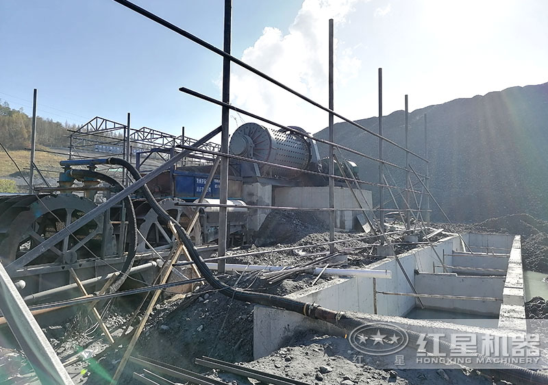 大型水泥球磨機(jī)客戶案例現(xiàn)場1 大型水泥球磨機(jī)客戶案例現(xiàn)場1