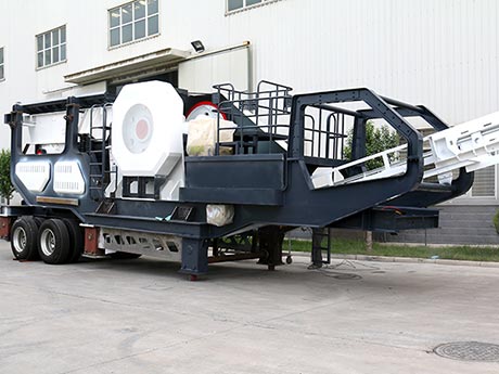 時(shí)產(chǎn)2000噸的移動(dòng)碎石機(jī)設(shè)備有哪些？報(bào)價(jià)是多少？