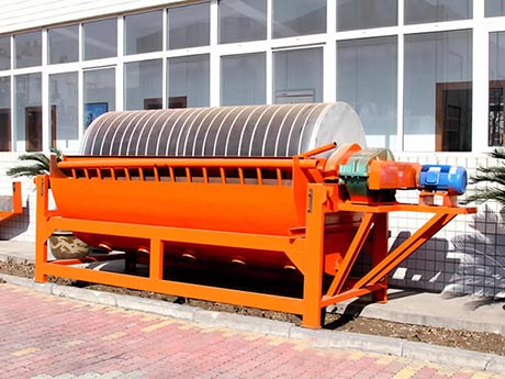 河南地區(qū)鉀長石磁選機制造廠哪個好？生產(chǎn)的型號有哪些？