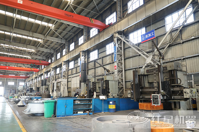 紅星機器石英砂環(huán)保設(shè)備制造車間實拍