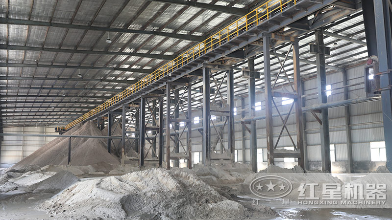 粉碎石頭成沙子的機器型號-時產(chǎn)200噸，附現(xiàn)場視頻