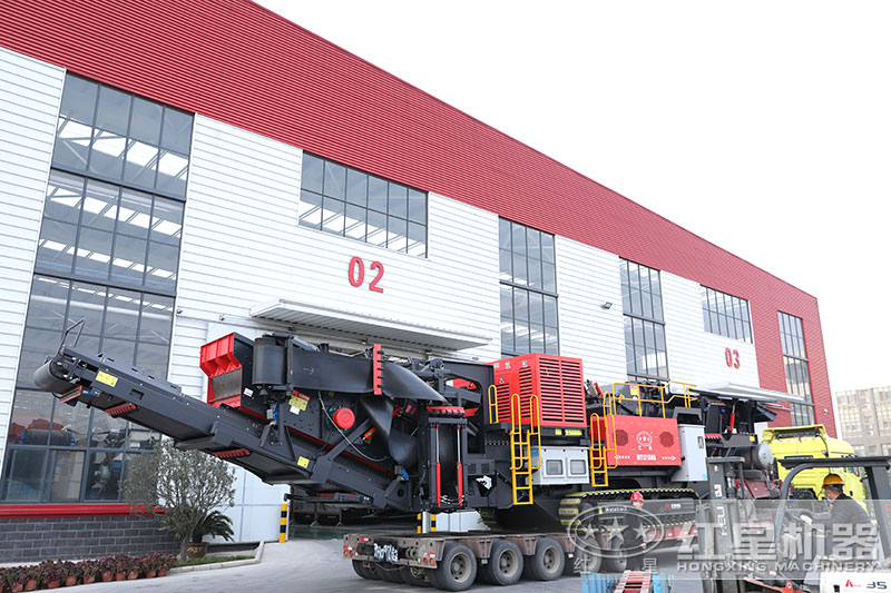 大型移動式石子破碎機設(shè)備圖片