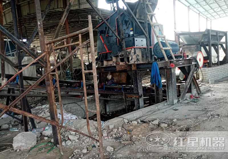 顎式破碎機+反擊破