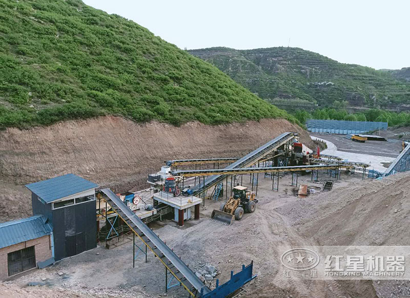 生產機制砂現(xiàn)場