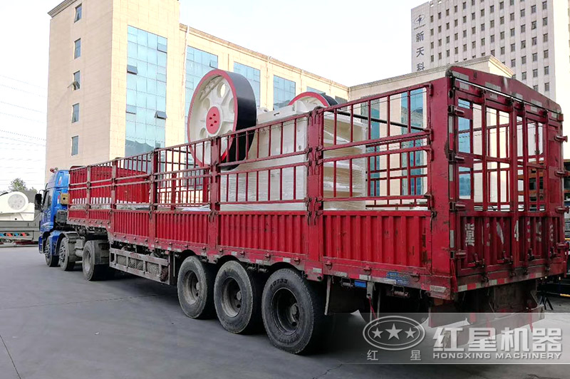 鄂破碎機(jī)900x1200車間直接發(fā)貨