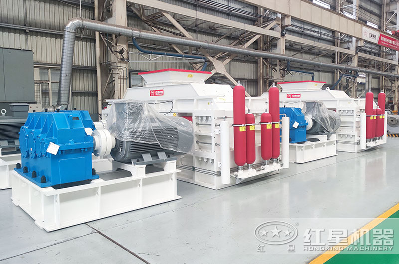 液壓對(duì)輥破碎機(jī)設(shè)備圖片