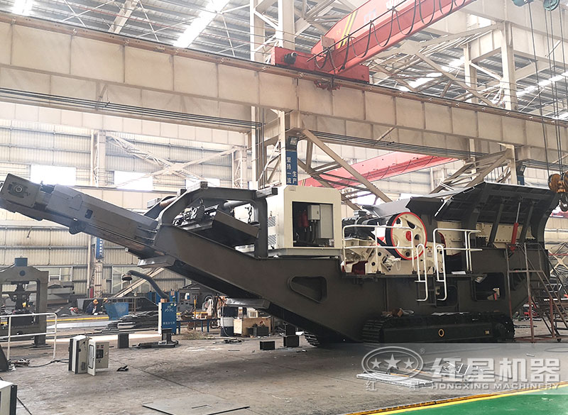 移動破碎機轉(zhuǎn)場作業(yè)方便、快捷