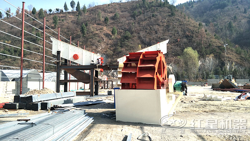 洗砂機設(shè)備砂石安裝現(xiàn)場