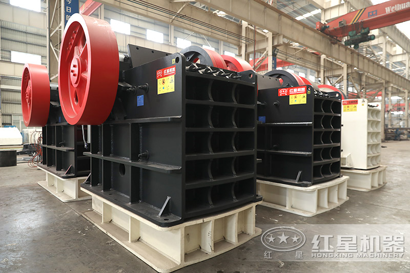 顎式破碎機(jī)是主要粗碎設(shè)備