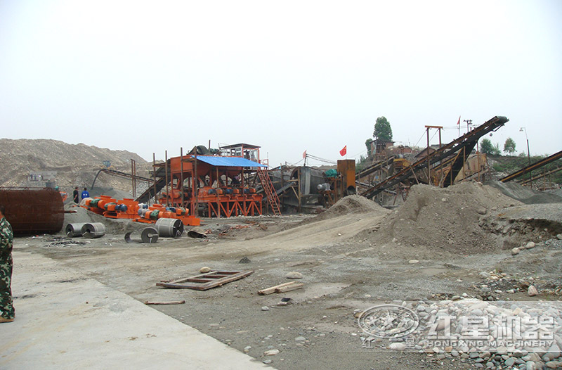 多臺對輥制砂機組合生產線，總費用80萬