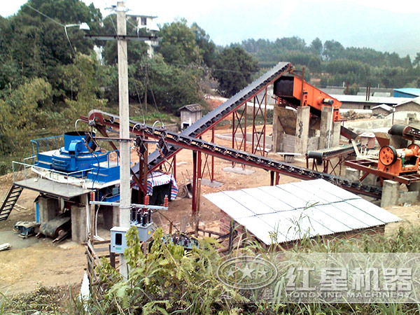 型砂作業(yè)現(xiàn)場(chǎng)鳥(niǎo)瞰圖