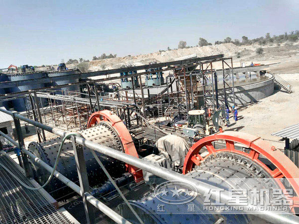 鉛鋅礦作業(yè)現(xiàn)場實拍