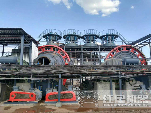 大型硫鐵礦作業(yè)現(xiàn)場(chǎng)實(shí)拍