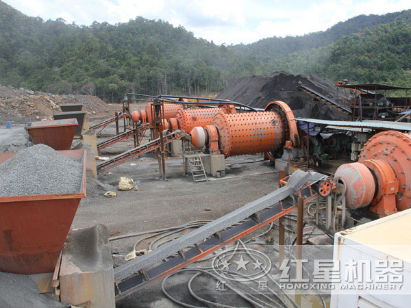 球磨機生產現(xiàn)場