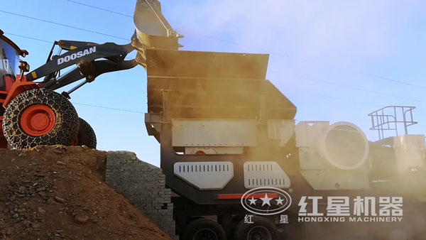 移動破碎站現(xiàn)場