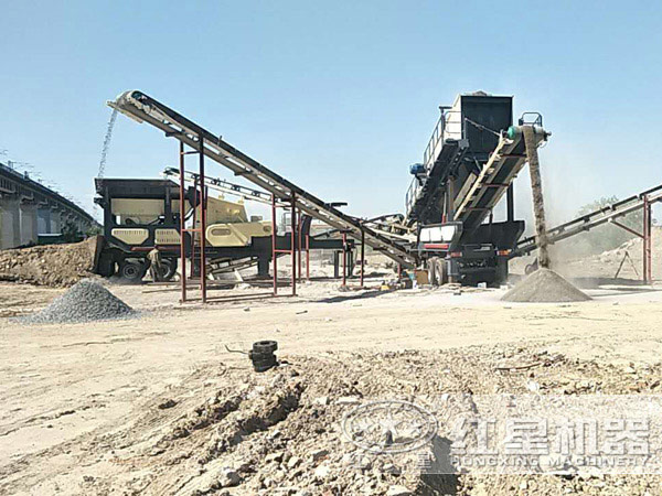 移動(dòng)破碎站現(xiàn)場(chǎng)圖