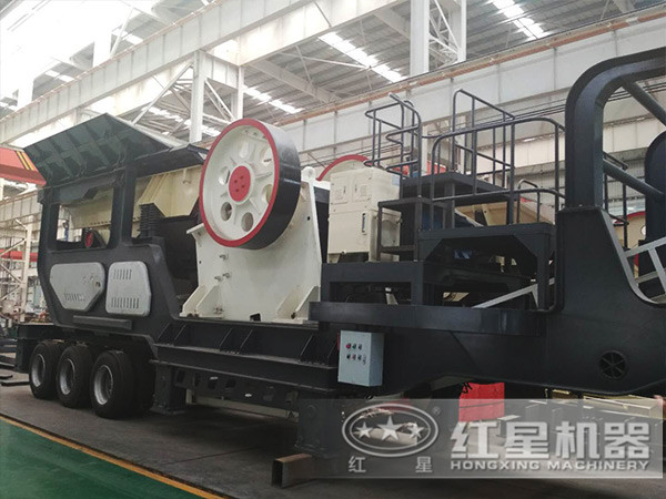 輪胎式移動石子破碎機(jī)
