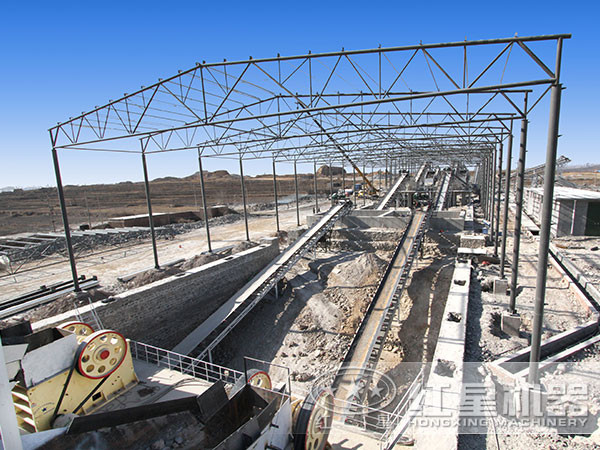 顎破機(jī)生產(chǎn)現(xiàn)場2