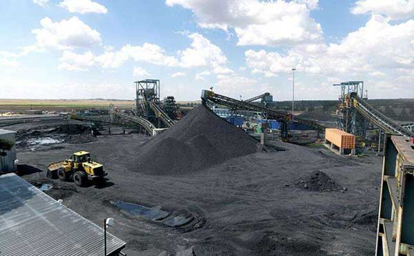 煤礦破碎機(jī)處理現(xiàn)場(chǎng)