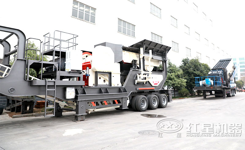 輪胎移動破碎機站廠區(qū)實拍