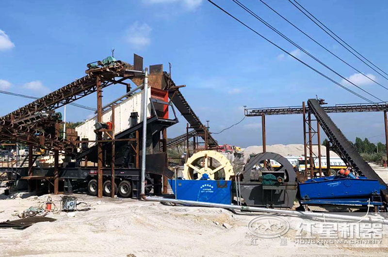 移動制砂機作業(yè)現(xiàn)場