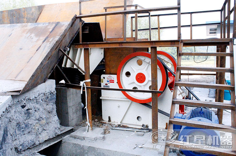 蕪湖生產(chǎn)現(xiàn)場(chǎng)之顎破機(jī)