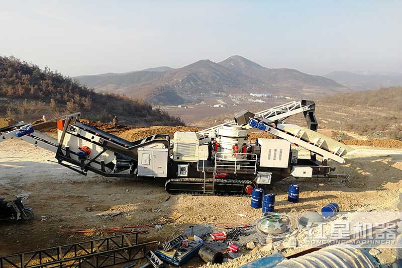 履帶移動圓錐式破碎站在山東現(xiàn)場作業(yè)