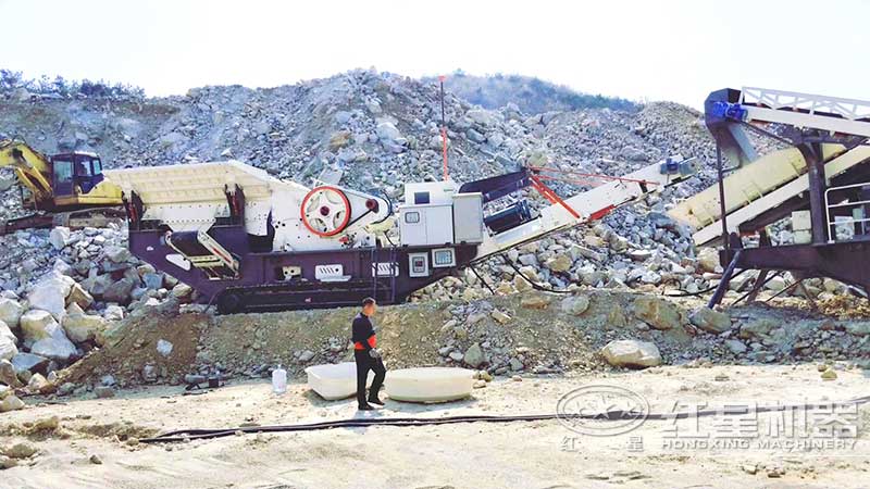 不需要現(xiàn)場安裝的移動破碎現(xiàn)場三