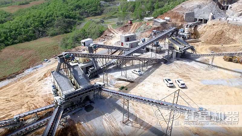 南陽桐柏石料加工現(xiàn)場