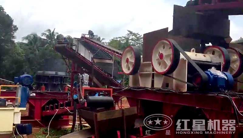 印尼河石破碎生產(chǎn)線現(xiàn)場(chǎng)