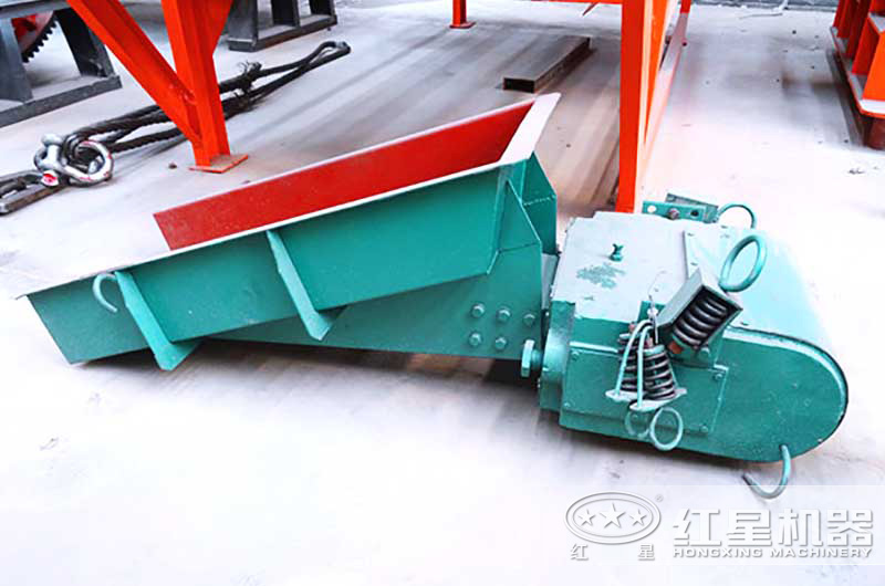 電磁振動(dòng)給料機(jī)實(shí)拍