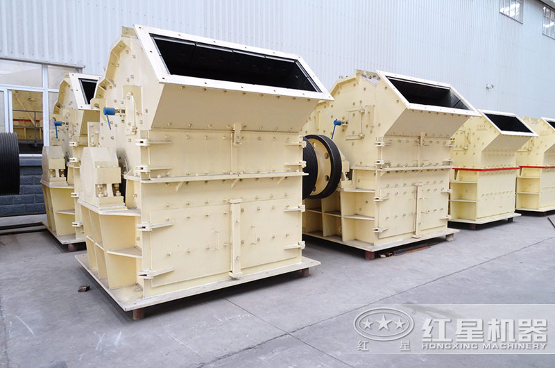 細(xì)碎機(jī)車間實(shí)拍