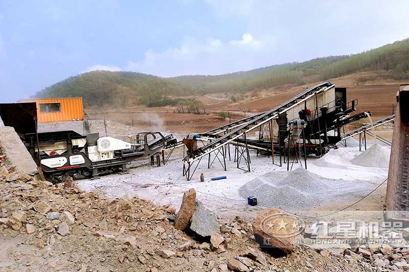 根據(jù)客戶要求設(shè)計(jì)配置的移動(dòng)砂石生產(chǎn)線