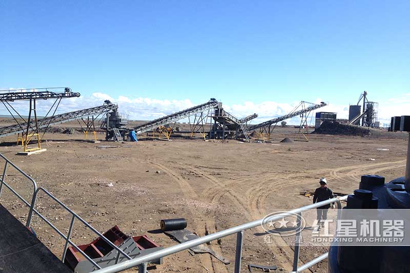 復(fù)雜工藝制砂生產(chǎn)線現(xiàn)場制砂段